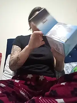 karlamorris  online show from October 2025 01:37:02 AM