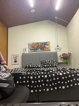 karlamorris  online show from April 2026 01:26:01 PM