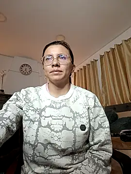 karlamorris  online show from October 2025 01:34:02 PM