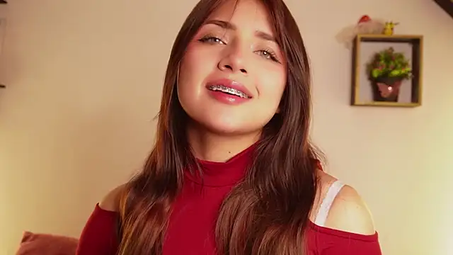 Sophy SmileSweet online show from December 2025 05:51:01 AM