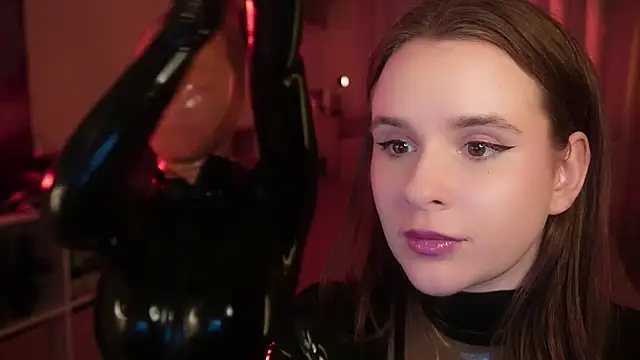 Jantrlatex online show from December 2024 09:23:02 PM