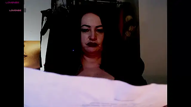 NannaGlossa online show from November 2025 01:38:01 PM