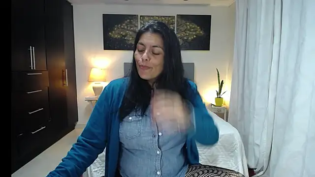 Lust Mom41 online show from June 2026 01:11:02 AM