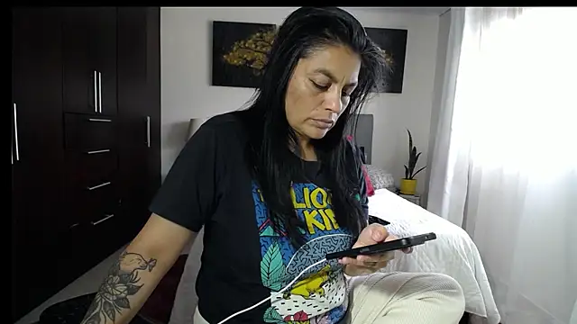 Lust Mom41 online show from May 2026 07:46:02 PM