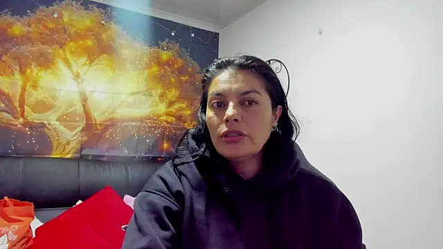 Snapshot of Lust_Mom41 chatting on December 2024 11:31:02 AM Lust Mom41 online show from December 2024 11:31:02 AM