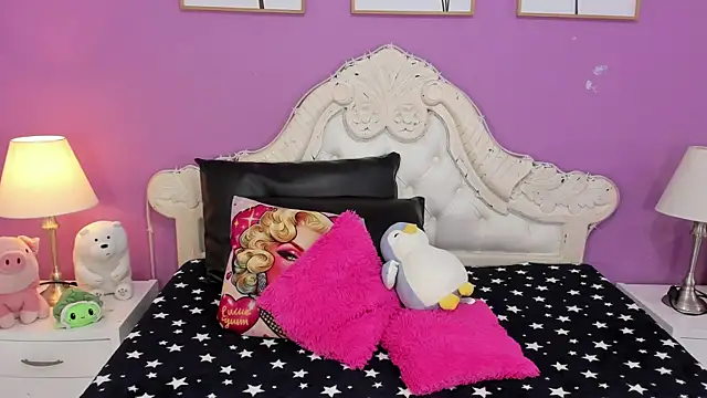 AlanaJones1 online show from June 2026 04:02:02 AM