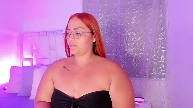 LeahxBarker online show from October 2025 01:22:01 AM
