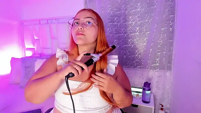 LeahxBarker online show from October 2025 01:49:02 AM