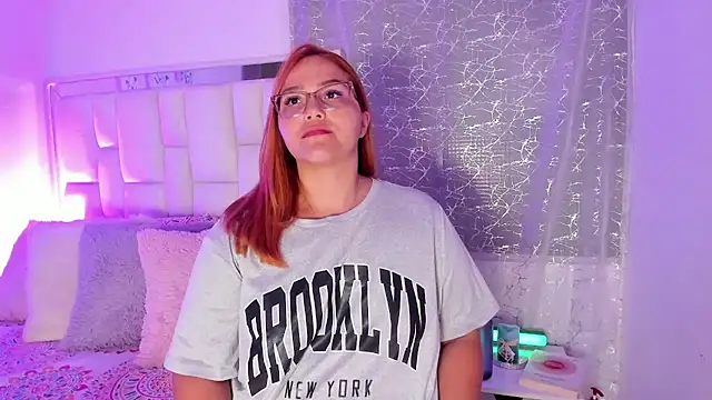 LeahxBarker online show from February 2026 01:49:02 AM