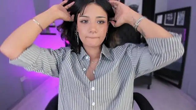 renee shelby  online show from March 2026 09:26:01 PM