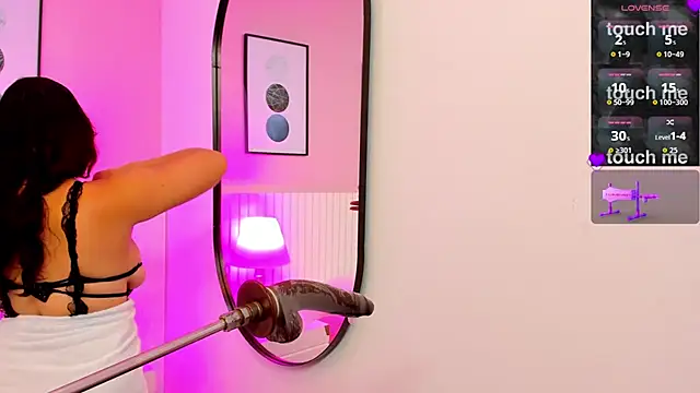 Snapshot of Anniee_boobs chatting on December 2025 04:17:01 AM Anniee boobs online show from December 2025 04:17:01 AM