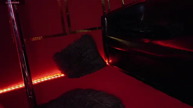 alissa4blonde online show from February 2026 06:03:02 AM