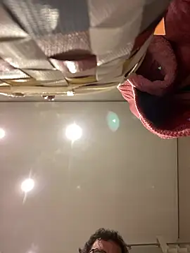 Snapshot of Mysteriousman83 chatting on January 2025 12:15:01 PM Mysteriousman83 online show from January 2025 12:15:01 PM