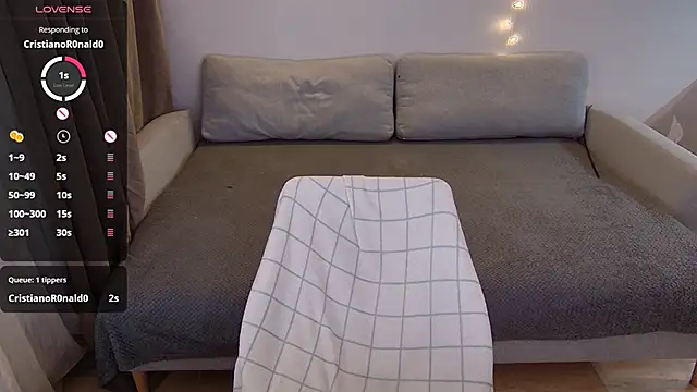 crystal lilith online show from November 2025 05:36:02 PM