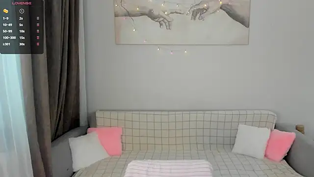 crystal lilith online show from February 2026 02:08:02 PM