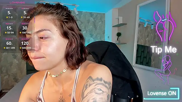 april dumont online show from December 2025 02:39:01 PM