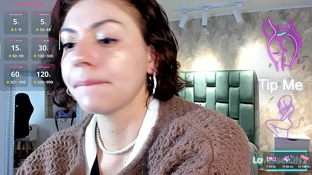 Snapshot of april_dumont chatting on November 2025 11:47:02 AM april dumont online show from November 2025 11:47:02 AM