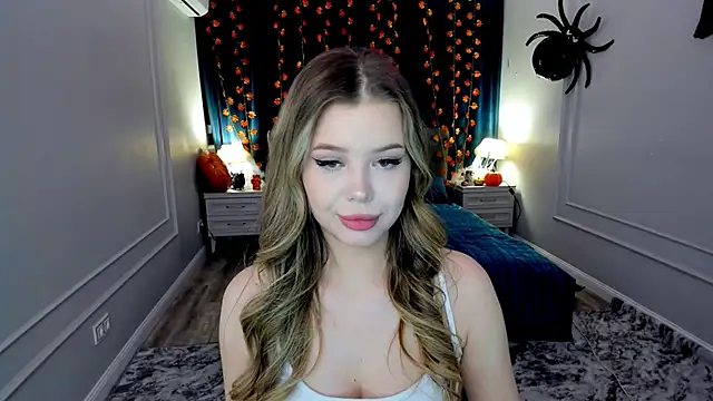 FollowLovee online show from October 2025 07:35:01 PM