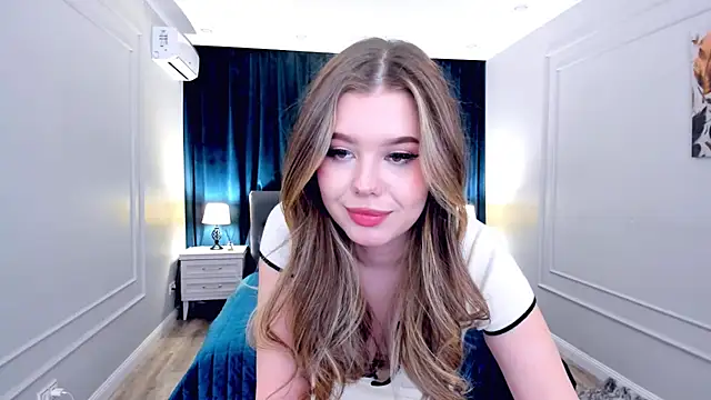 Snapshot of FollowLovee chatting on February 2025 11:37:02 PM FollowLovee online show from February 2025 11:37:02 PM