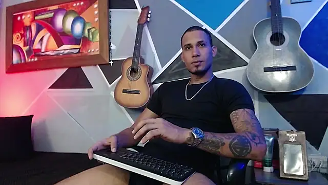 MagnusFrost online show from February 2026 01:35:02 AM