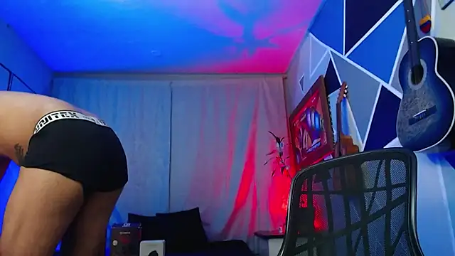 MagnusFrost online show from March 2026 07:30:01 AM