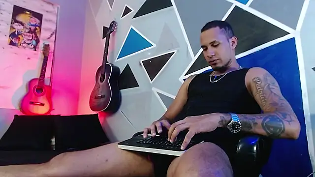 MagnusFrost online show from January 2026 02:39:02 AM