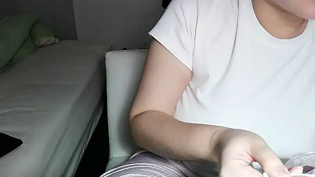 iamMalixxx online show from October 2025 12:06:02 PM