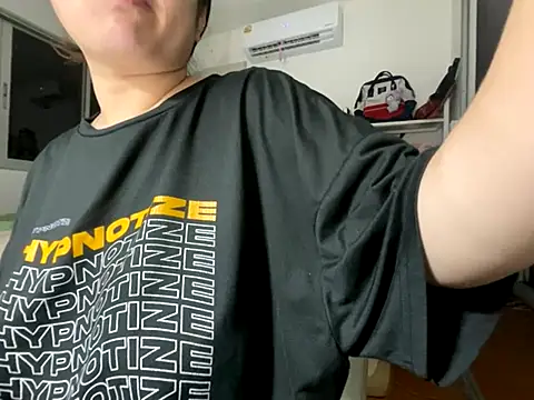 iamMalixxx online show from September 2025 12:32:02 PM