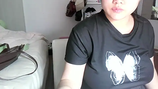 iamMalixxx online show from March 2026 02:15:01 PM