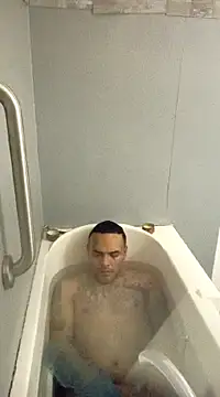 Snapshot of Houstonslong1 chatting on January 2025 08:22:01 AM Houstonslong1 online show from January 2025 08:22:01 AM