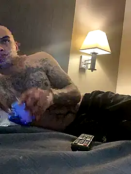 Snapshot of Houstonslong1 chatting on September 2025 08:49:01 AM Houstonslong1 online show from September 2025 08:49:01 AM