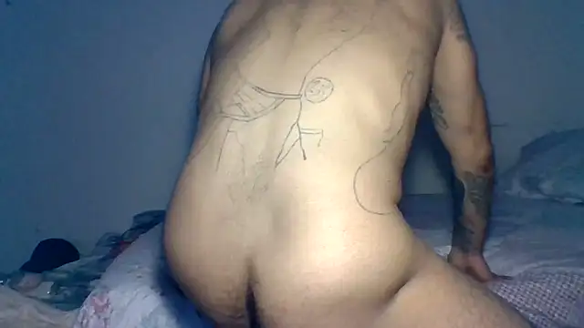 Snapshot of Houstonslong1 chatting on October 2025 06:07:02 PM Houstonslong1 online show from October 2025 06:07:02 PM