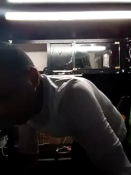 Snapshot of Houstonslong1 chatting on December 2024 08:12:01 PM Houstonslong1 online show from December 2024 08:12:01 PM