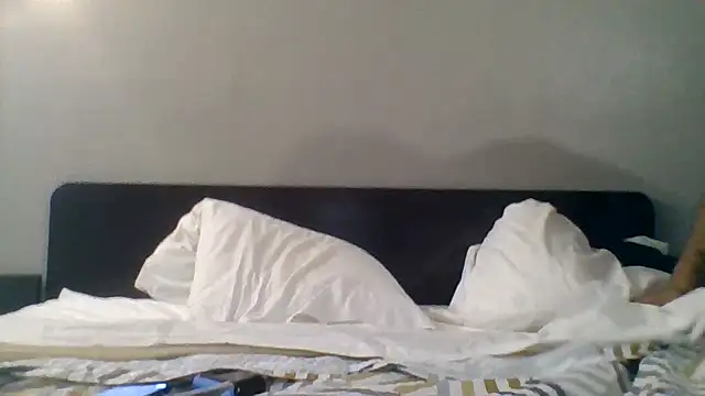 Snapshot of Houstonslong1 chatting on October 2025 06:16:01 PM Houstonslong1 online show from October 2025 06:16:01 PM