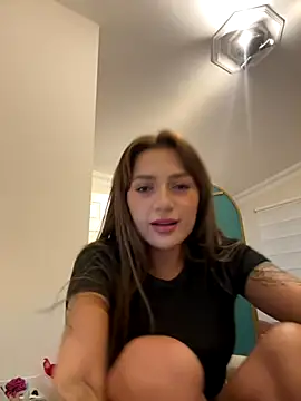 yaprakmericc online show from October 2025 09:18:01 PM