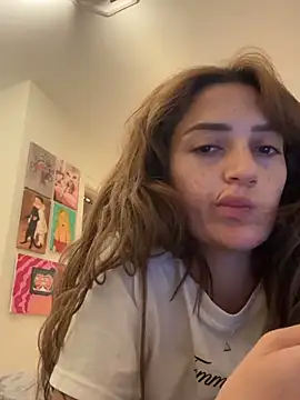 yaprakmericc online show from October 2025 09:06:02 PM
