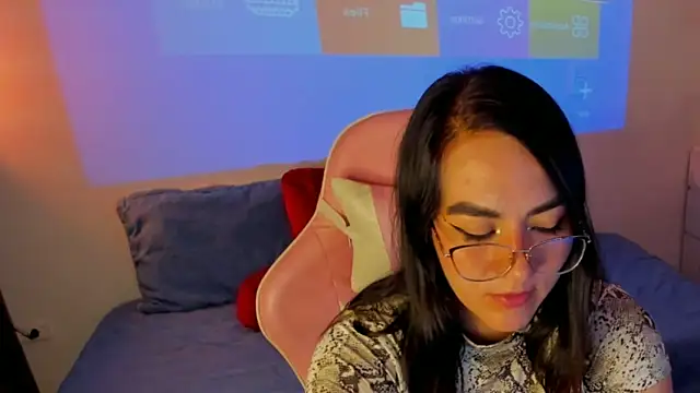Snapshot of Sofi_Martinezz0 chatting on September 2025 03:52:02 AM Sofi Martinezz0 online show from September 2025 03:52:02 AM