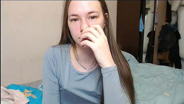 leila bambi  online show from February 2025 03:58:01 AM