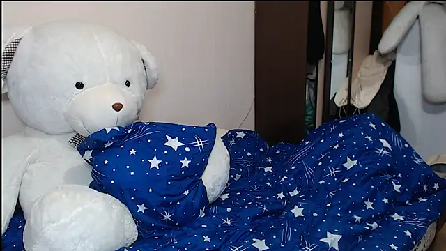 leila bambi  online show from January 2025 03:22:02 AM