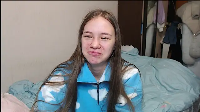 leila bambi  online show from February 2025 04:28:01 PM