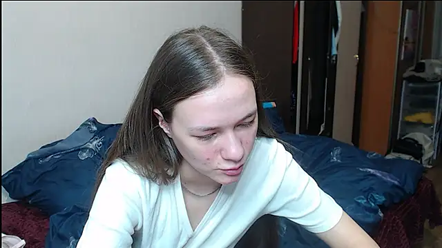 leila bambi  online show from March 2025 09:54:02 PM