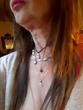 Snapshot of gildamilf chatting on November 2025 03:56:02 PM gildamilf online show from November 2025 03:56:02 PM