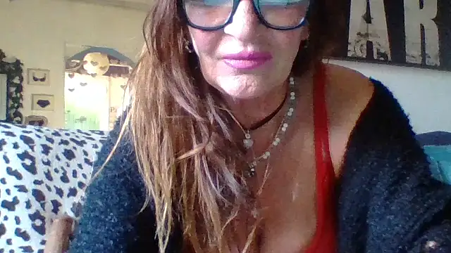 Snapshot of gildamilf chatting on January 2026 02:01:02 PM gildamilf online show from January 2026 02:01:02 PM