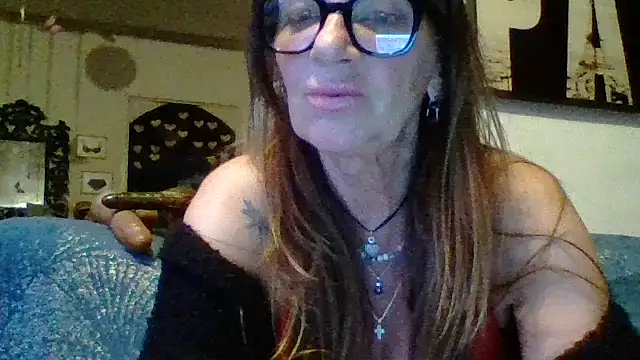 gildamilf online show from April 2026 06:21:01 PM