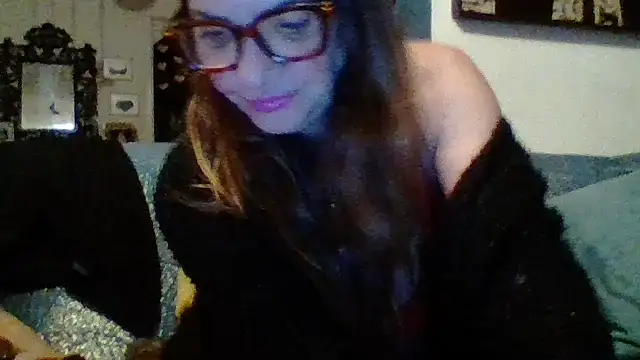 Snapshot of gildamilf chatting on March 2026 07:03:02 PM gildamilf online show from March 2026 07:03:02 PM