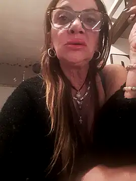 Snapshot of gildamilf chatting on October 2025 07:04:02 PM gildamilf online show from October 2025 07:04:02 PM