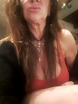 gildamilf online show from March 2026 07:42:01 PM