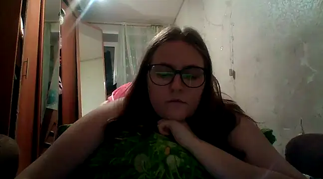 Snapshot of DesireMelissa chatting on February 2025 03:59:02 PM DesireMelissa online show from February 2025 03:59:02 PM