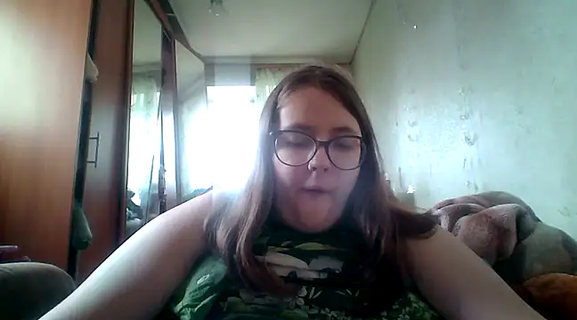 Snapshot of DesireMelissa chatting on March 2025 11:39:02 AM DesireMelissa online show from March 2025 11:39:02 AM