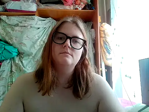 Snapshot of DesireMelissa chatting on July 2026 06:35:02 AM DesireMelissa online show from July 2026 06:35:02 AM